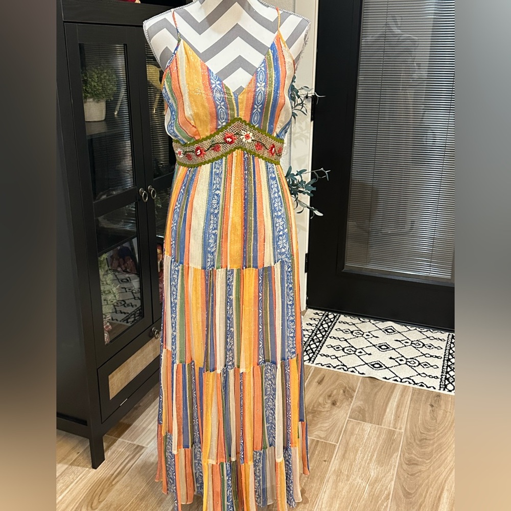 🆕NWT VERB BY PALLAVI SINGHEE Printed Maxi Layered Embroidered  Dress SZ M